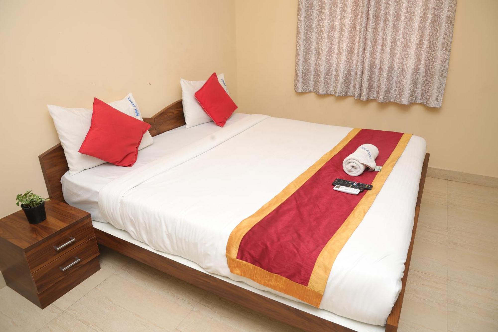 Hotel Pallavi Grand Bangalore Esterno foto