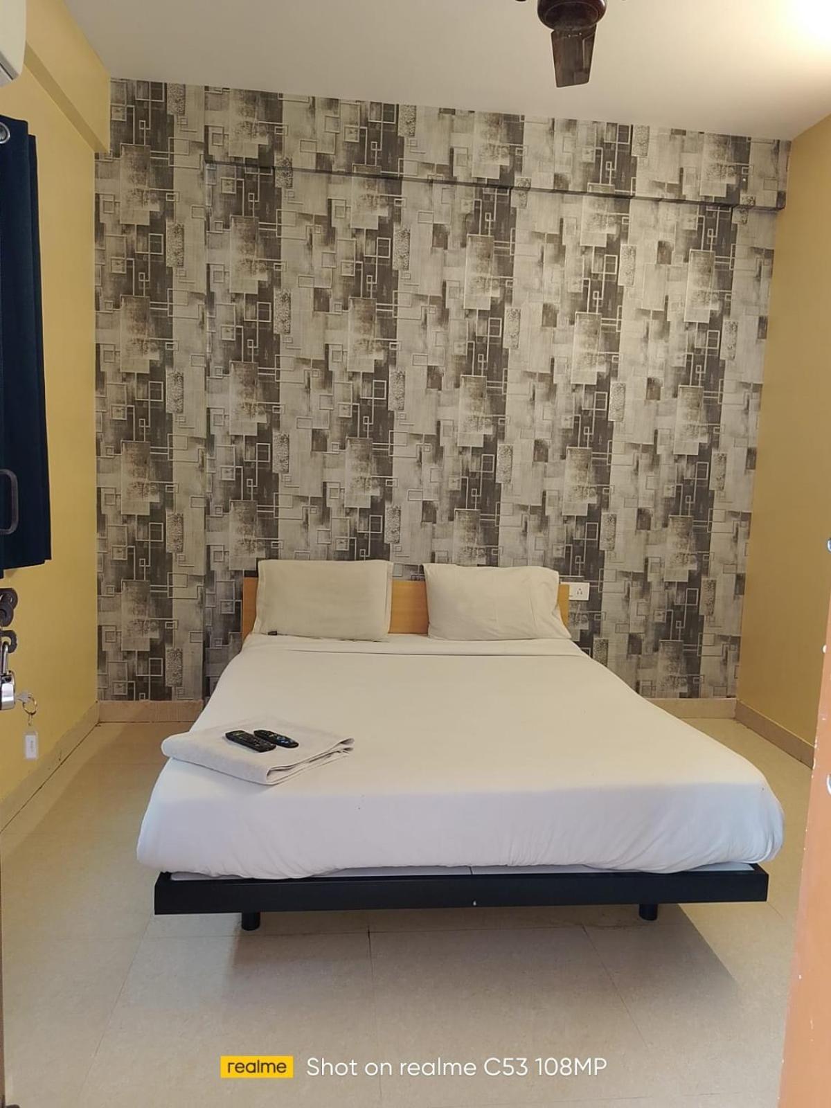 Hotel Pallavi Grand Bangalore Esterno foto
